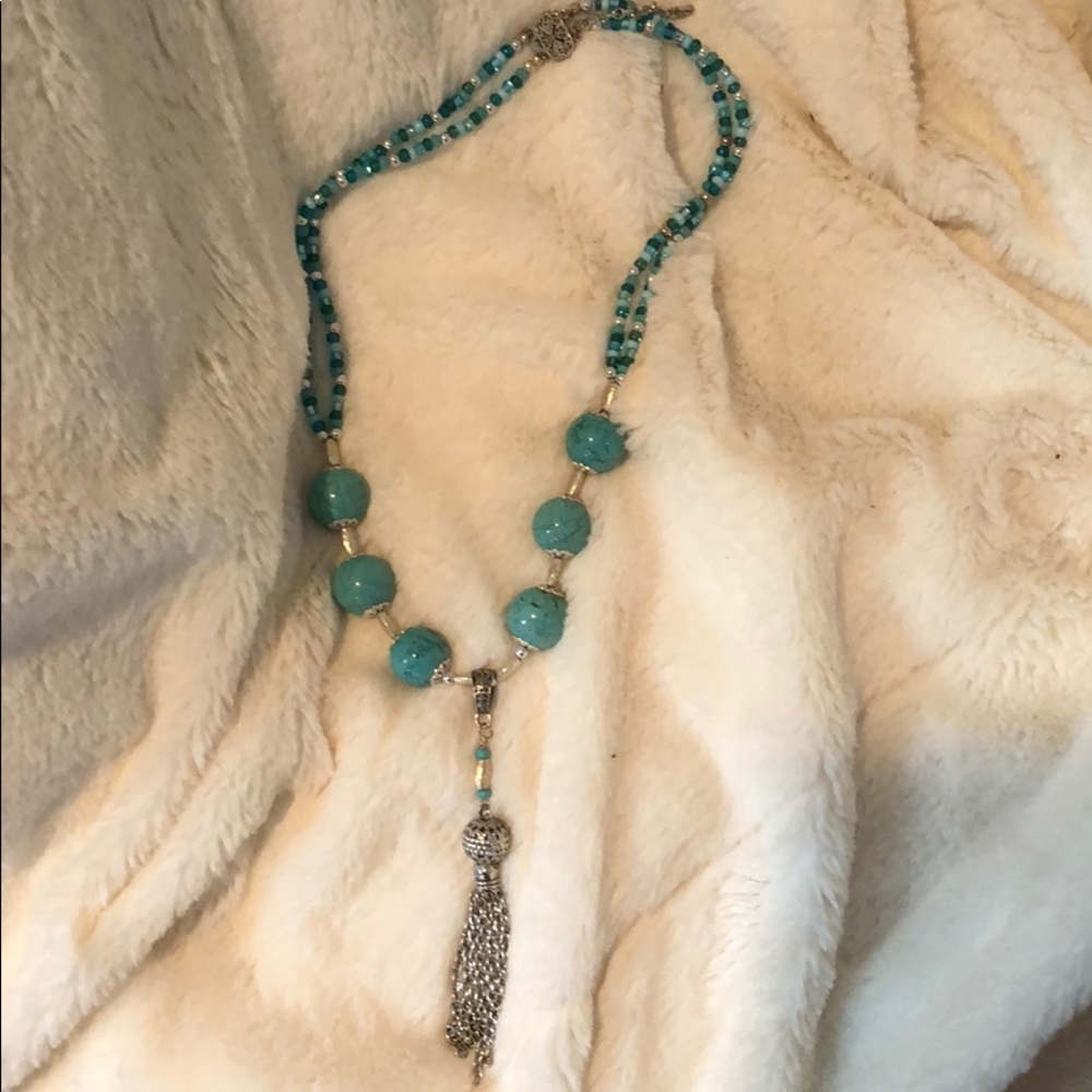 Statement necklace